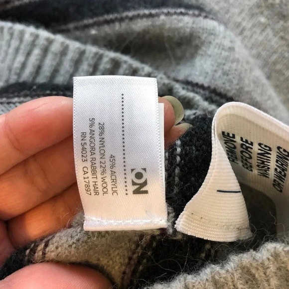 Y2K Old Navy Men size XL Pullover Sweater Navy Gray Horizon Striped Cozy Casual - Picture 5 of 6